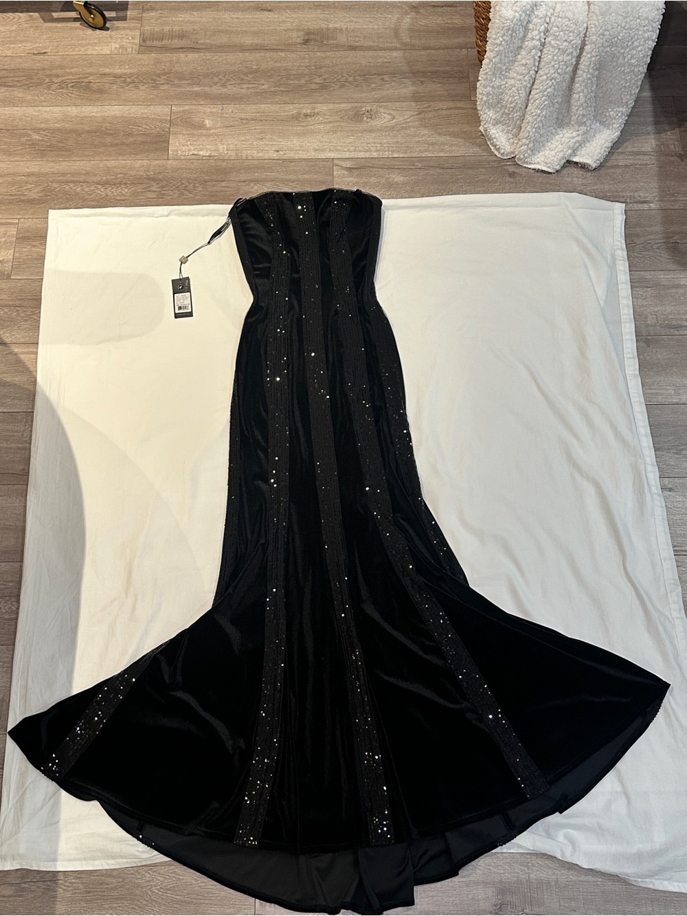 Tadashi Shoji Black Strapless Sequin Column Gown